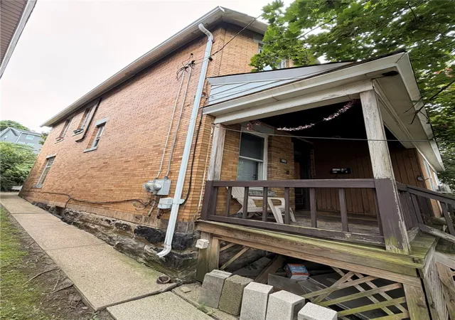 Listing Photo 3 - Condo for sale in building located at 310 Broadway Ave, McKees Rocks, PA 15136