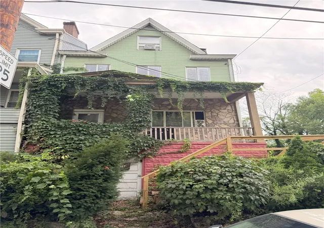 Photo 1 of Single family home for sale at 2667 Brighton Rd, Marshall Shadeland, PA 15212 | MLS# 1770680 | Listing updated on 2026-08-20