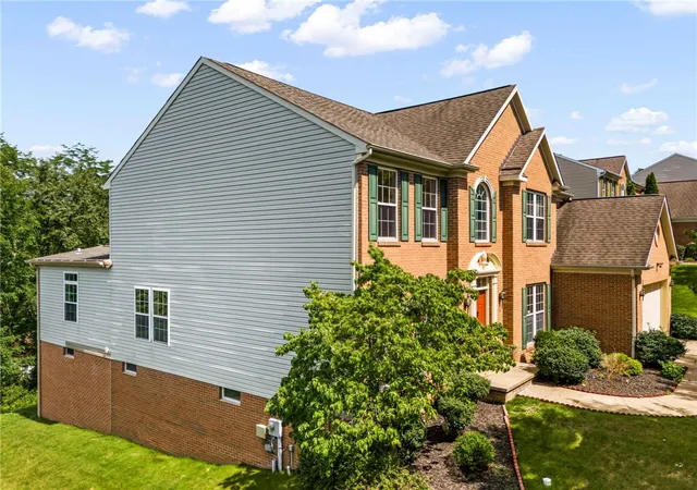 Photo 3 of Single family home for sale at 108 Great Rock Dr, Bethel Park, PA 15102 | MLS# 1770765 | Listing updated on 2026-08-26