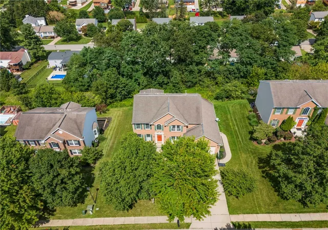 Photo 3 of Single family home for sale at 108 Great Rock Dr, Bethel Park, PA 15102 | MLS# 1770765 | Listing updated on 2026-08-26