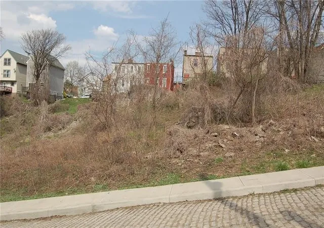 Photo 4 of Land for sale at 3509-3515 Wakefield St, Oakland, PA 15213 | MLS# 1770611 | Listing updated on 2026-08-20