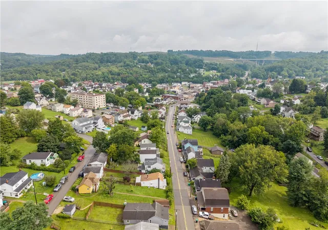 Photo 31 of Single family home for sale at 342 Valley St, Robinson Twp, PA 15057 | MLS# 1770575 | Listing updated on 2026-10-04