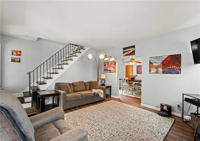 Photo 3 of Single family home for sale at 342 Valley St, Robinson Twp, PA 15057 | MLS# 1770575 | Listing updated on 2026-10-04