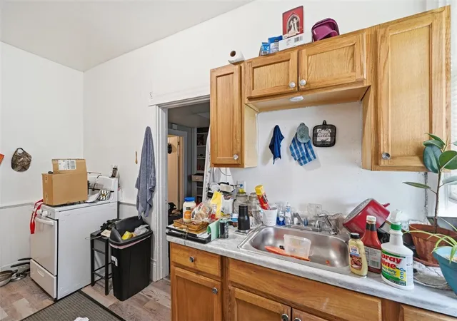 Listing Photo 5 - Condo for sale in building located at 1255 Chartiers Ave, McKees Rocks, PA 15136