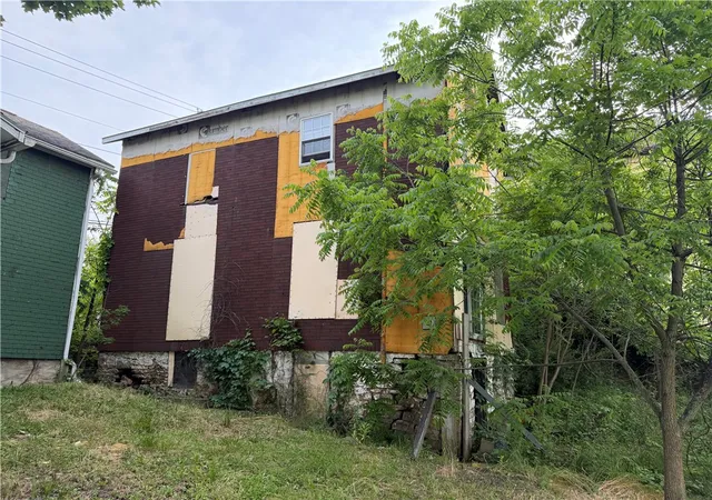 Photo 3 of Single family home for sale at 1023 State Route 31, East Huntingdon, PA 15688 | MLS# 1770808 | Listing updated on 2026-08-22