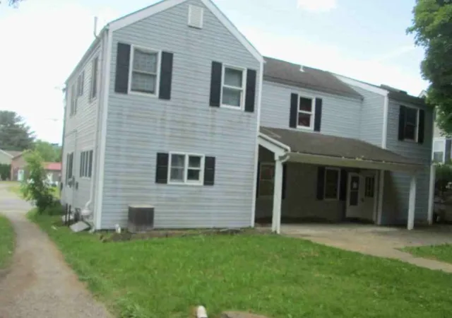 Photo 2 of Single family home for sale at 115 S Franklin St, Cochranton Boro, PA 16314 | MLS# 1770654 | Listing updated on 2026-08-20
