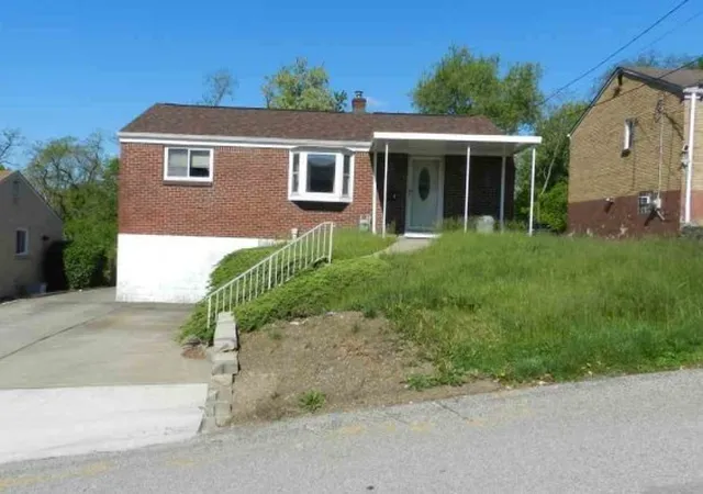 Photo 1 of Single family home for sale at 422 Conniston Ave, Bon Air, PA 15210 | MLS# 1770823 | Listing updated on 2026-08-20