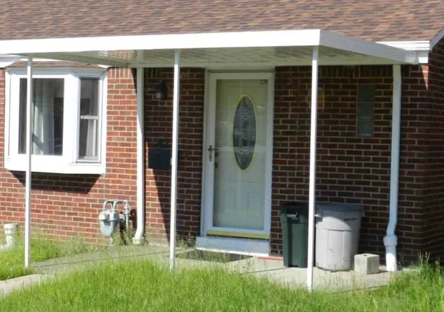 Photo 2 of Single family home for sale at 422 Conniston Ave, Bon Air, PA 15210 | MLS# 1770823 | Listing updated on 2026-08-20