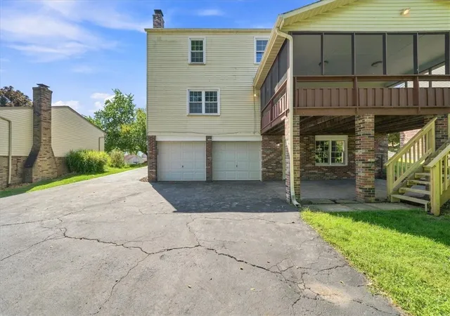 Photo 4 of Single family home for sale at 3409 Cramlington Dr, Hampton, PA 15044 | MLS# 1769729 | Listing updated on 2026-10-07