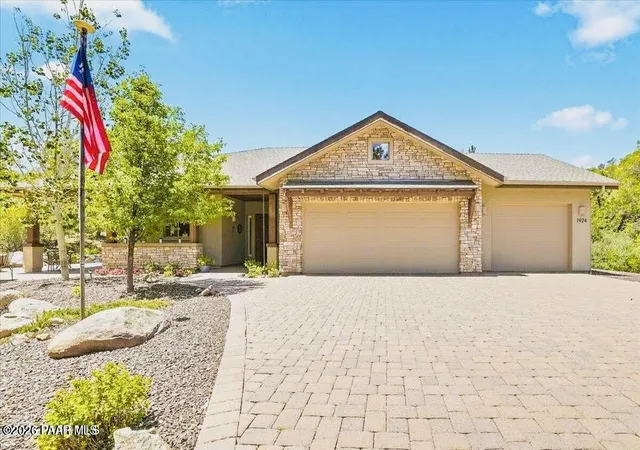 1st image of 1924 Perfect Pl, Prescott, AZ 86305 | MLS# 1083974