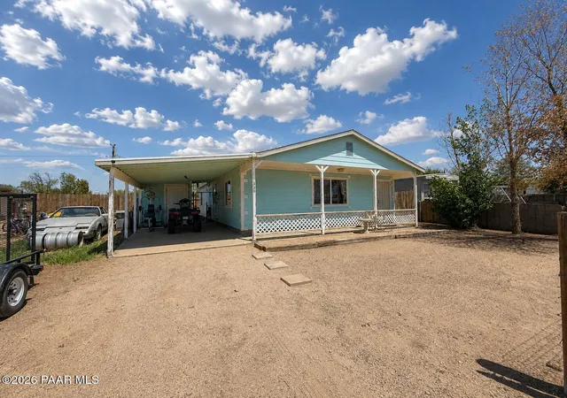 4th image of 330 W Arrowhead Dr, Paulden, AZ 86334 | MLS# 1084456