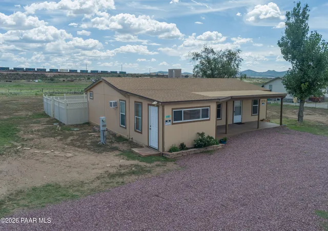 2nd image of 375 E Houston Rd, Paulden, AZ 86334 | MLS# 1084495