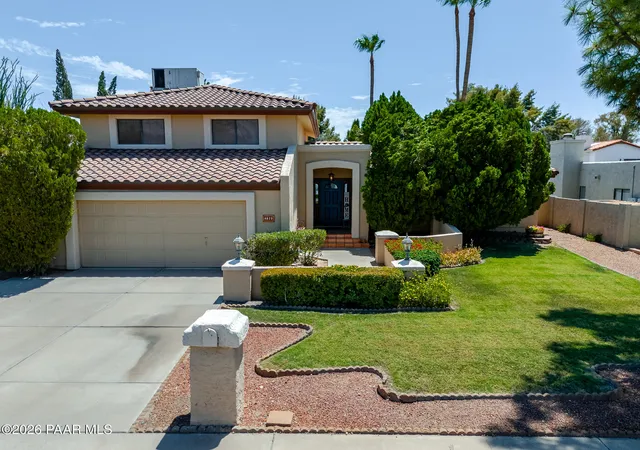 1st image of 4023 W Beverly Ln, Phoenix, AZ 85053 | MLS# 1084214