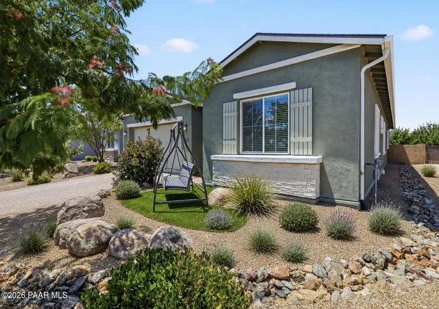 Photo 2 of Single family home for sale at 6864 Golden Tree Dr, Prescott, AZ 86305 | MLS# 1084223 | Listing updated on 2026-09-23