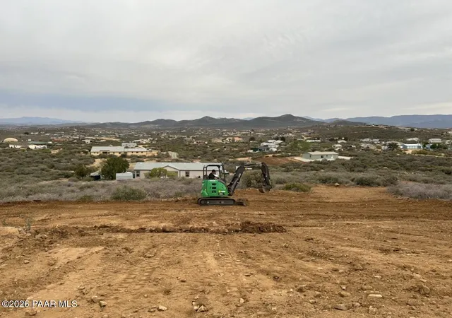 2nd image of 17460 E Roper Wy, Dewey, AZ 86327 | MLS# 1084233
