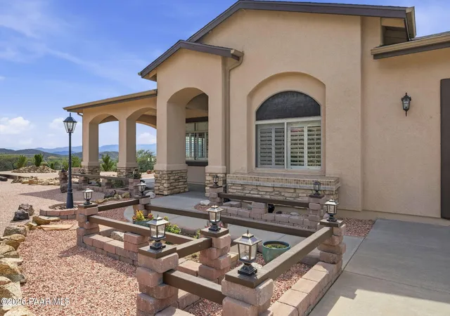 Photo 3 of Single family home for sale at 15565 E Devon Mont Ln, Dewey, AZ 86327 | MLS# 1084277 | Listing updated on 2026-09-22