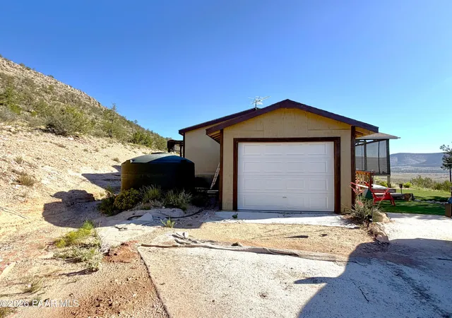 Photo 3 of Manufactured home for sale at 54310 N Paintbrush Ln #981, Seligman, AZ 86337 | MLS# 1084270 | Listing updated on 2026-08-10