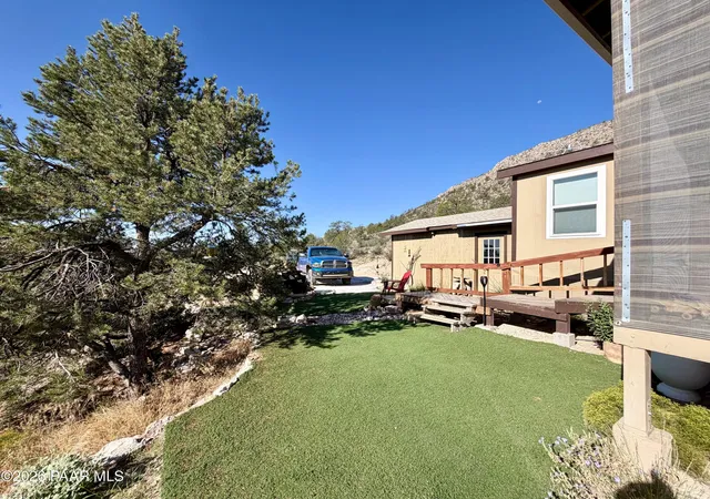 Photo 4 of Manufactured home for sale at 54310 N Paintbrush Ln #981, Seligman, AZ 86337 | MLS# 1084270 | Listing updated on 2026-08-10