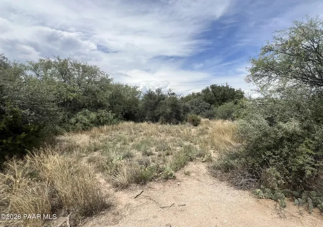 Photo 1 of Land for sale at 20943 E Quail Run Dr, Mayer, AZ 86333 | MLS# 1084458 | Listing updated on 2026-09-03