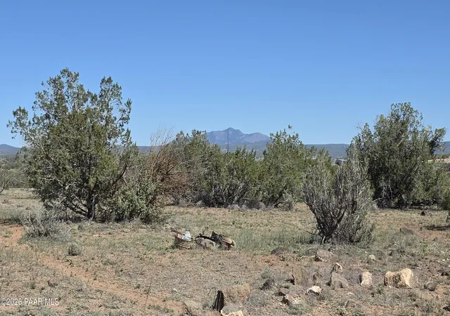 1st image of Lot 91 Bernadines Wy, Ash Fork, AZ 86320 | MLS# 1084384
