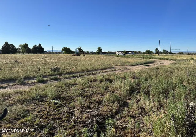 1st image of 770 W Antelope Run Rd, Paulden, AZ 86334 | MLS# 1084425