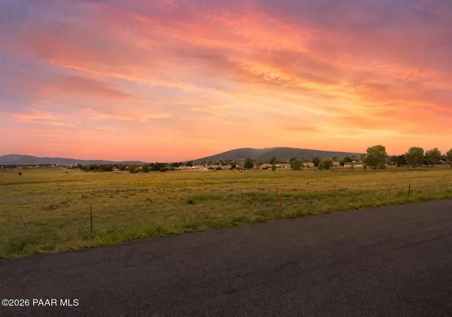 2nd image of 7040 E Roundup Dr, Prescott Valley, AZ 86314 | MLS# 1084436