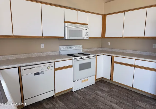 Photo 3 of Sale Pending at 3562 Heather Ave, Kingman, AZ 86401 | MLS# 1084452 | Listing updated on 2026-08-28