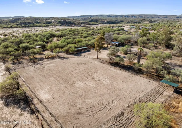 Photo 2 of Single family home for sale at 37200 S Rincon Rd, Wickenburg, AZ 85390 | MLS# 1084516 | Listing updated on 2026-08-20