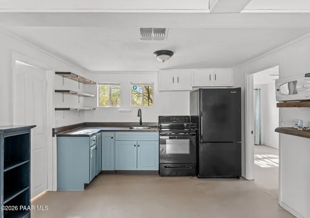 Photo 3 of Single family home for sale at 37200 S Rincon Rd, Wickenburg, AZ 85390 | MLS# 1084516 | Listing updated on 2026-08-20