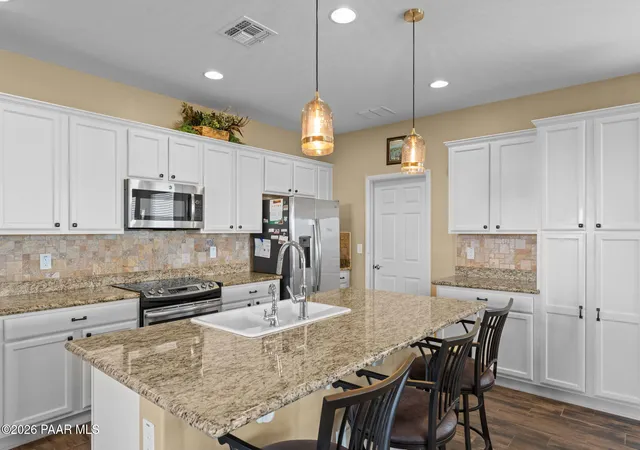 Photo 2 of Single family home for sale at 3713 Goldmine Cyn Way, Wickenburg, AZ 85390 | MLS# 1084523 | Listing updated on 2026-08-20