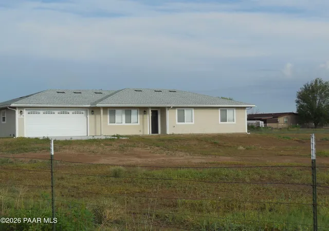 1st image of 1050 W Missouri Ln, Chino Valley, AZ 86323 | MLS# 1084537