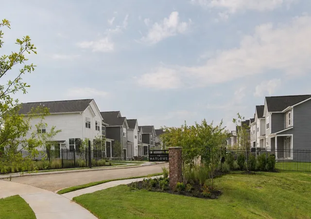 Photo 3 of Sale Pending at 1129 Marlowe Lndg, Nashville, TN 37207 | MLS# 3529223 | Listing updated on 2026-08-30