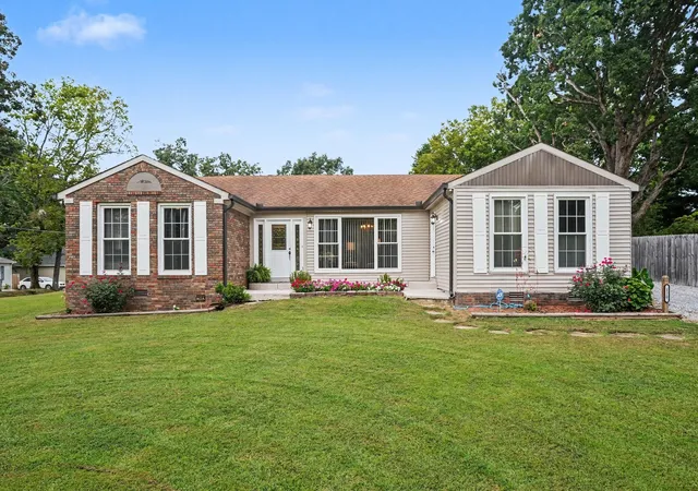 Photo 1 of Single family home for sale at 120 Slater St, White Bluff, TN 37187 | MLS# 3529201 | Listing updated on 2026-09-03