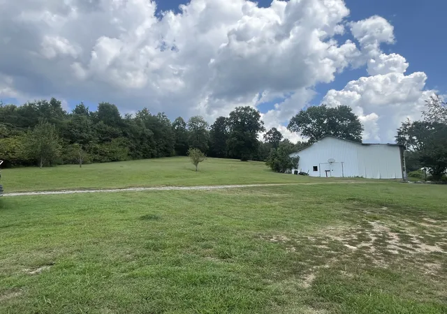 Photo 3 of Single family home for sale at 8 Oak Ln, Pleasant Shade, TN 37145 | MLS# 3529227 | Listing updated on 2026-09-01