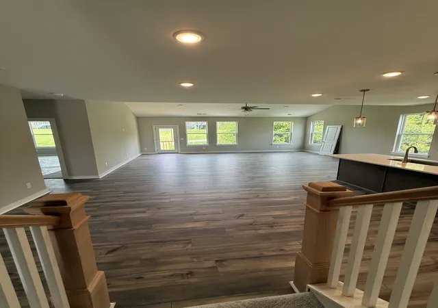 Photo 1 of Sale Pending at 3821 Red Barn Dr, Columbia, TN 38401 | MLS# 3529209 | Listing updated on 2026-08-30