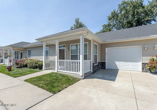 2nd image of 1625 Brooklynn Park E, Toledo, OH 43615 | MLS# 10011237