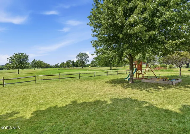 Photo 53 of Sale Pending at 578 N Angela Dr, Fostoria, OH 44830 | MLS# 10011597 | Listing updated on 2026-08-14