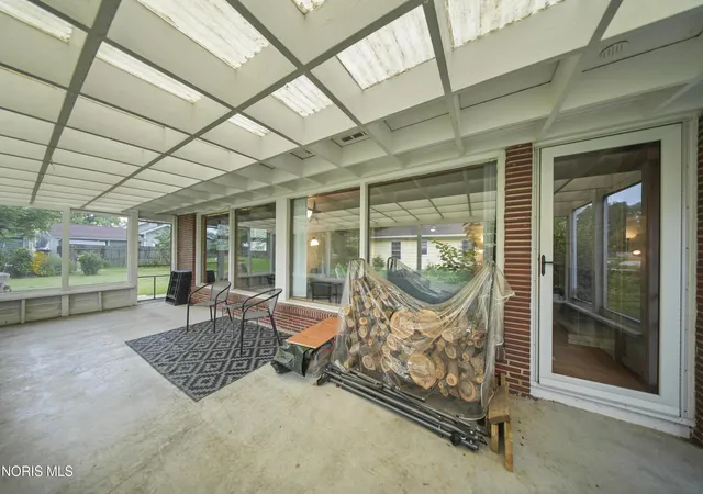 Photo 3 of Single family home for sale at 318 Morris Dr, Montpelier, OH 43543 | MLS# 10011594 | Listing updated on 2026-09-14