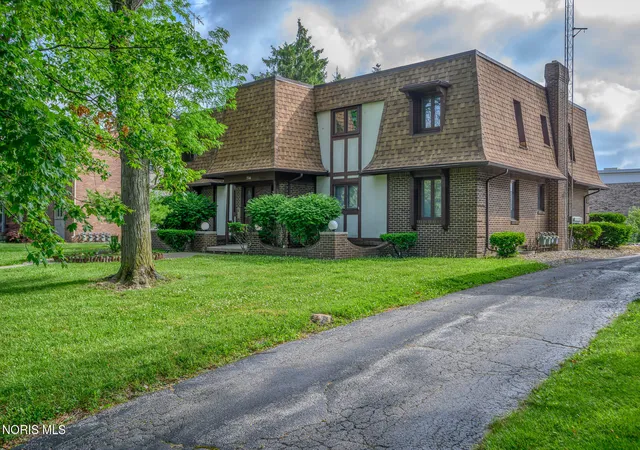 2nd image of 5544 Cresthaven Ln, Toledo, OH 43614 | MLS# 10011732