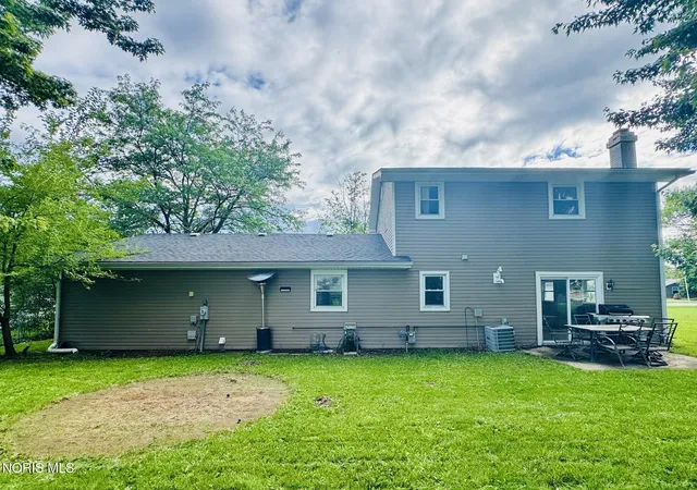 Photo 3 of Single family home for sale at 934 Haver Dr, Hicksville, OH 43526 | MLS# 10012042 | Listing updated on 2026-09-14