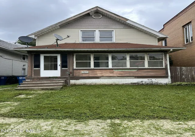 1st image of 553 Spencer St, Toledo, OH 43609 | MLS# 10011870