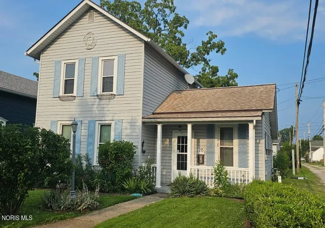 Photo 2 of Sale Pending at 215 Fulton St, Port Clinton, OH 43452 | MLS# 10012056 | Listing updated on 2026-08-28