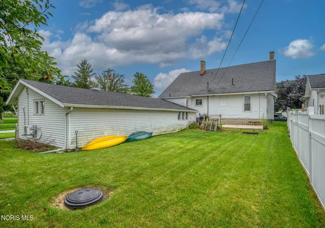 5th image of 112 S Main St, Bloomdale, OH 44817 | MLS# 10012038