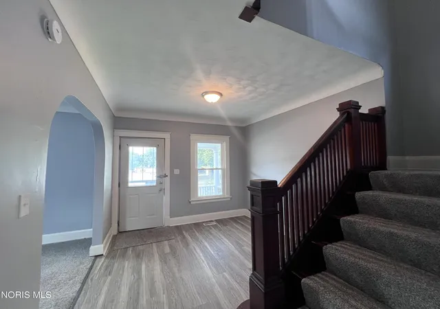 Photo 3 of Sale Pending at 1024 Indiana Ave, Toledo, OH 43607 | MLS# 10012696 | Listing updated on 2026-09-07