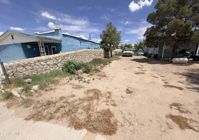 Photo 2 of Land for sale at 5617 Rosa Ave, El Paso, TX 79905 | MLS# 949926 | Listing updated on 2026-08-24