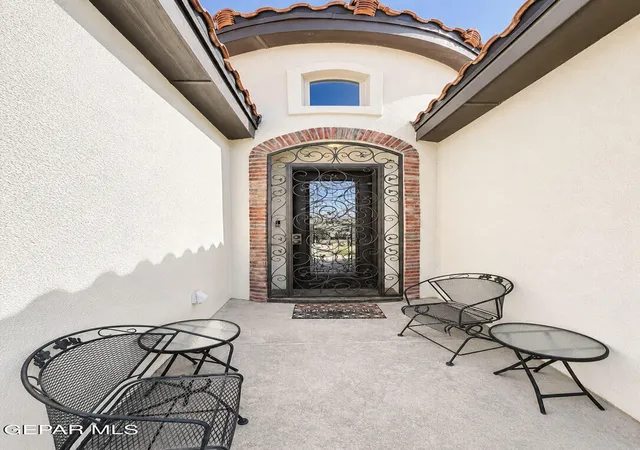 Photo 3 of Single family home for sale at 13400 Emerald Rose Ct, Horizon City, TX 79928 | MLS# 949952 | Listing updated on 2026-10-26