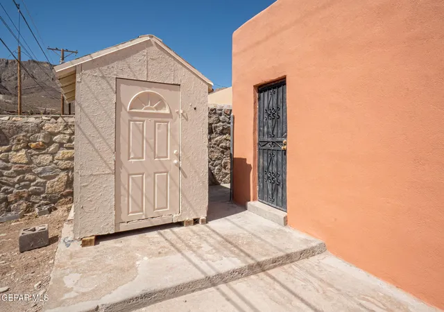 35th image of 2610 Jefferson Ave, El Paso, TX 79930 | MLS# 948869