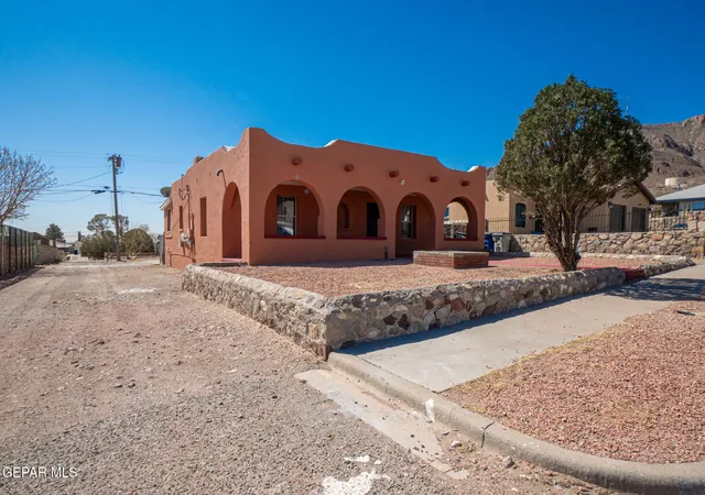 3rd image of 2610 Jefferson Ave, El Paso, TX 79930 | MLS# 948869