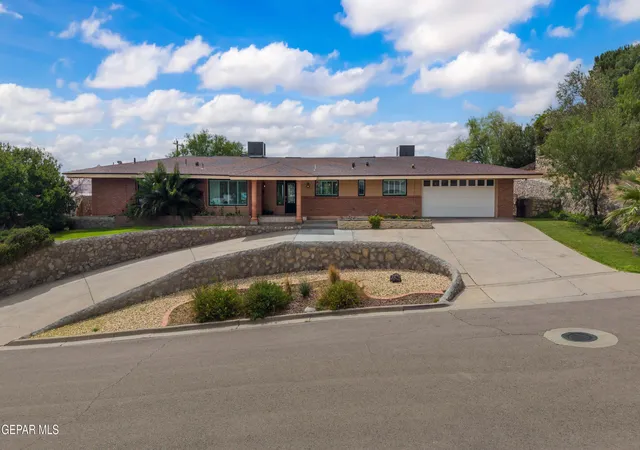 Photo 1 of Single family home for sale at 3931 Flamingo Dr, El Paso, TX 79902 | MLS# 948937 | Listing updated on 2026-08-09