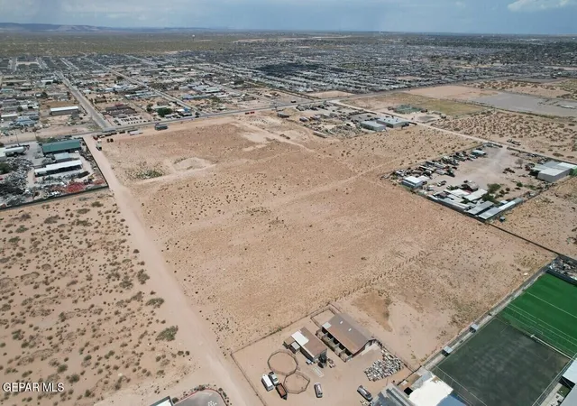 Photo 3 of Land for sale at 1301 Berryville St, El Paso, TX 79928 | MLS# 949020 | Listing updated on 2026-08-07